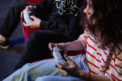 Cross-Play and Cross-Progression Explained: A Beginner’s Guide